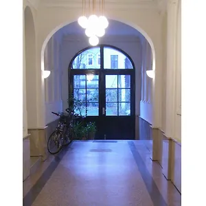 https://garten-apartment-grunentorgasse.vienna-besthotels.com